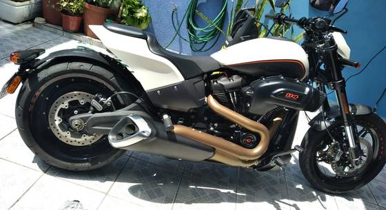 HARLEY-DAVIDSON SOFTAIL FXDR 114 HARLEY-DAVIDSON SOFTAIL FXDR 114